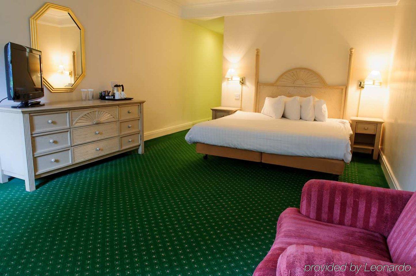 Coldra Court Hotel By Celtic Manor Newport  Room photo